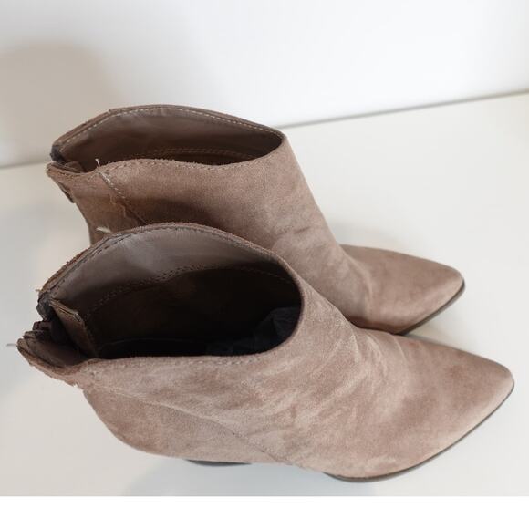 Candies Mocha Suede Ankle Boot / Booties/ Chunk Heel - Picture 7 of 10